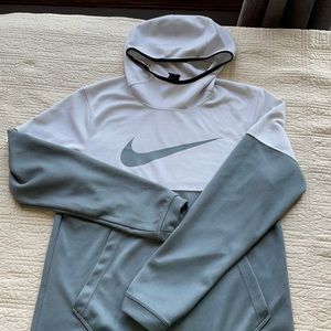 Men’s Nike hoodie